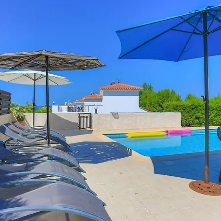 Villa Sandy Coast Petunia Argaka