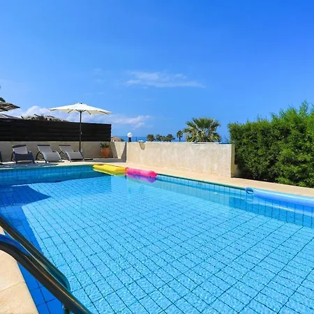 Villa Sandy Coast Petunia Argaka