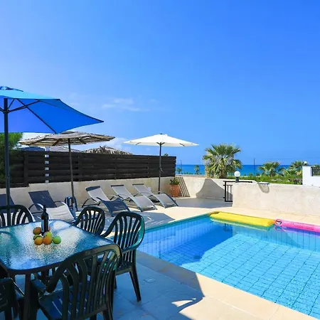 Sandy Coast Petunia Villa Argaka